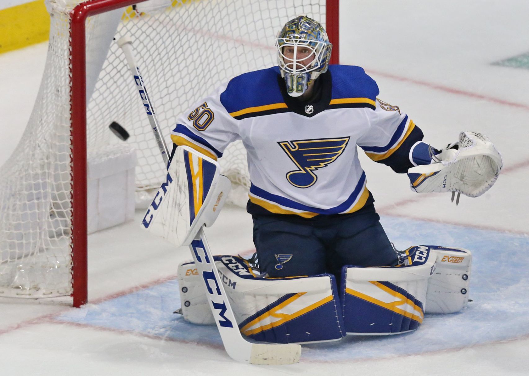 Blues and Stars skate in Game 3 of their playoff